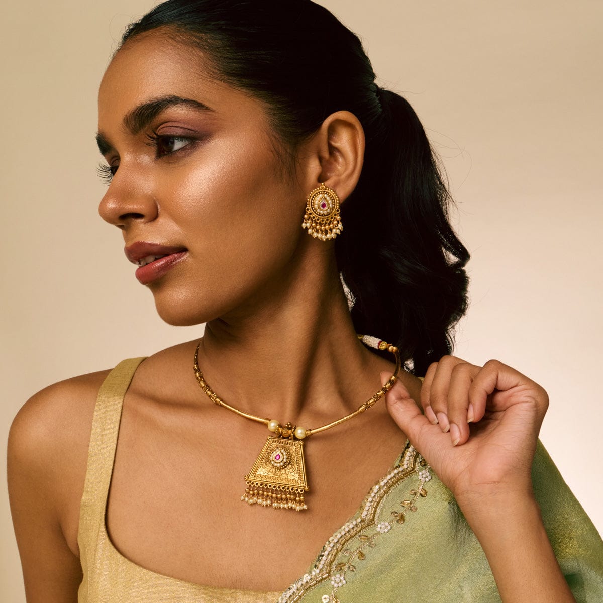 Antique Necklace Antique Necklace 193991