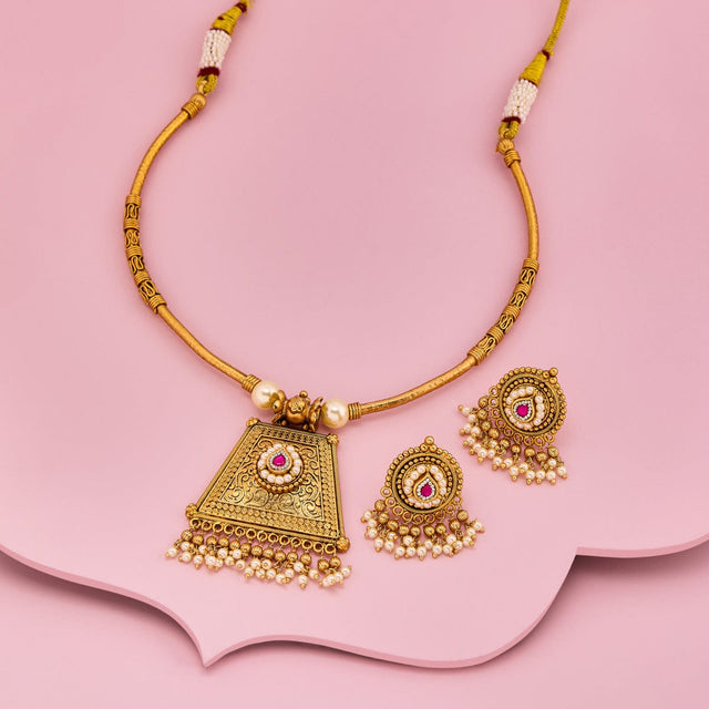 Antique Necklace Antique Necklace 193991