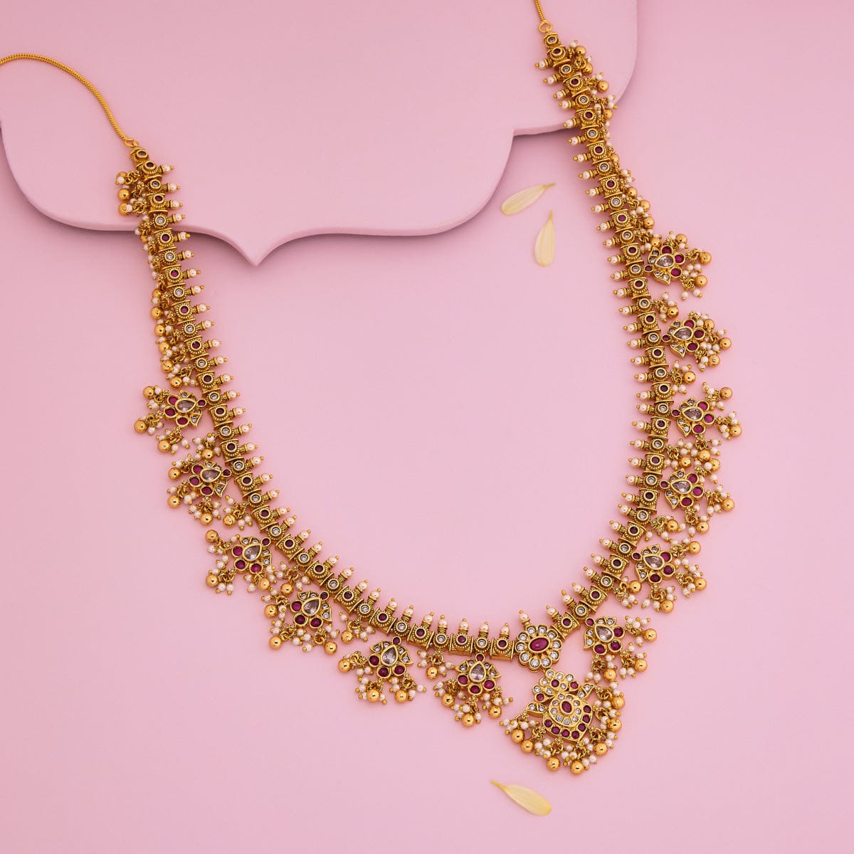 Antique Necklace Antique Necklace 195057