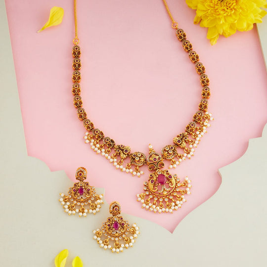 Antique Necklace Antique Necklace 195157