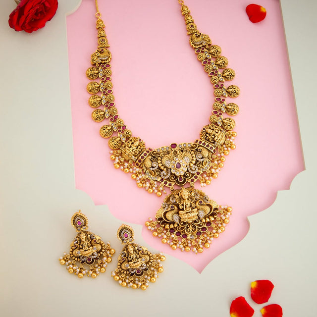 Antique Necklace Antique Necklace 195289