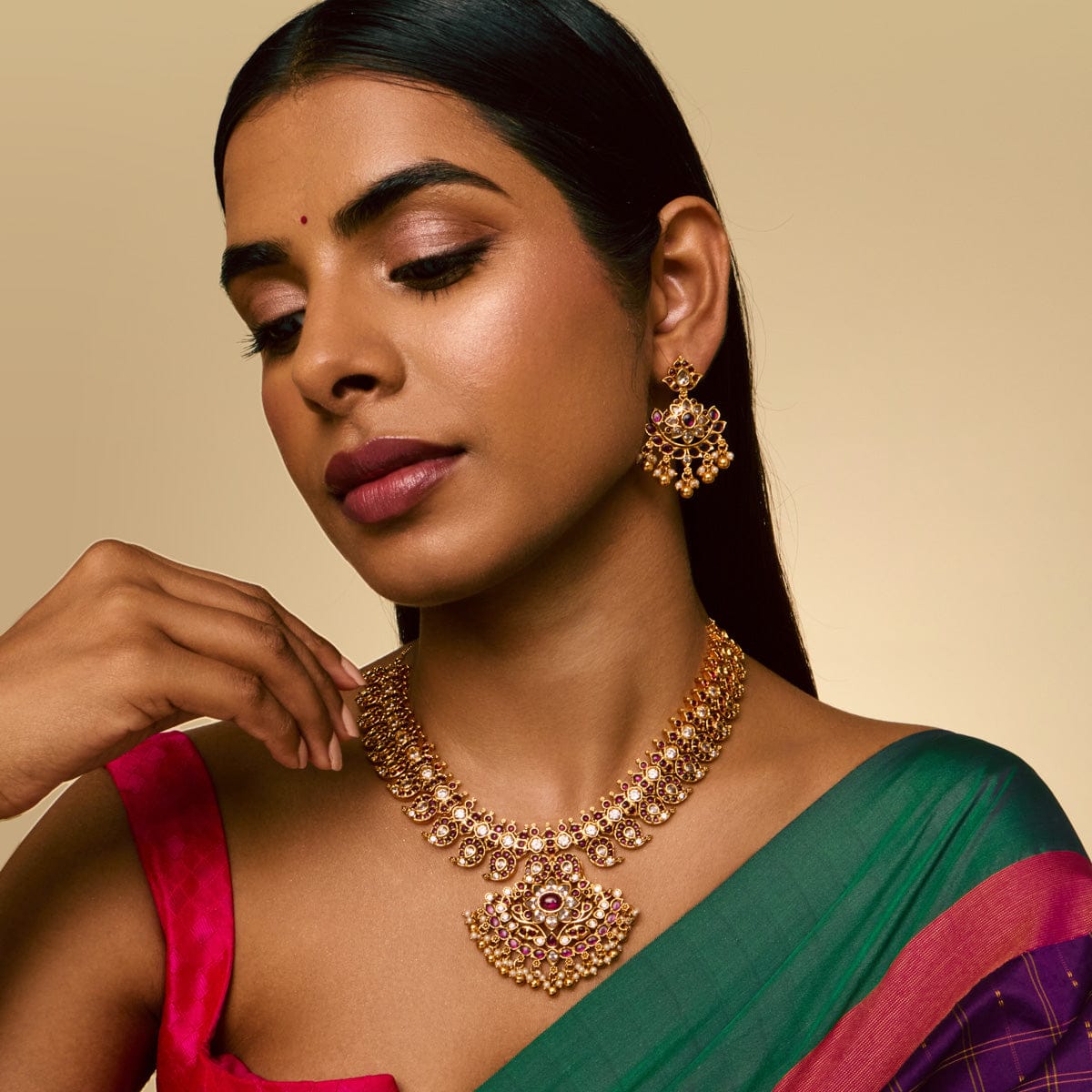 Antique Necklace Antique Necklace 195295