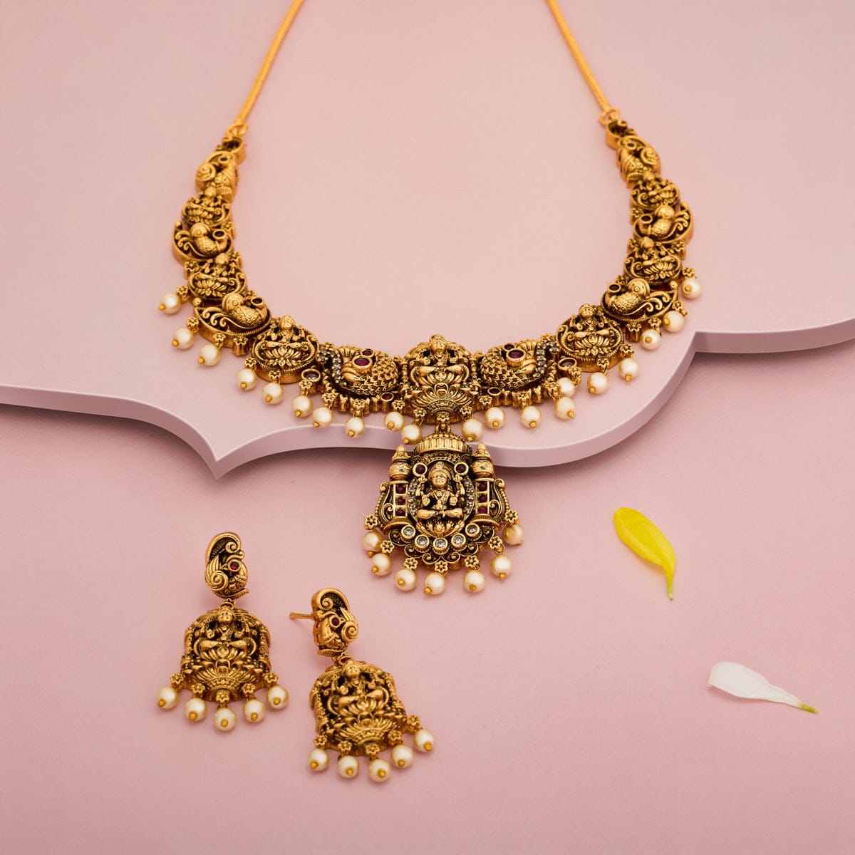 Antique Necklace Antique Necklace 196846