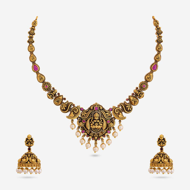 Antique Necklace Antique Necklace 197132