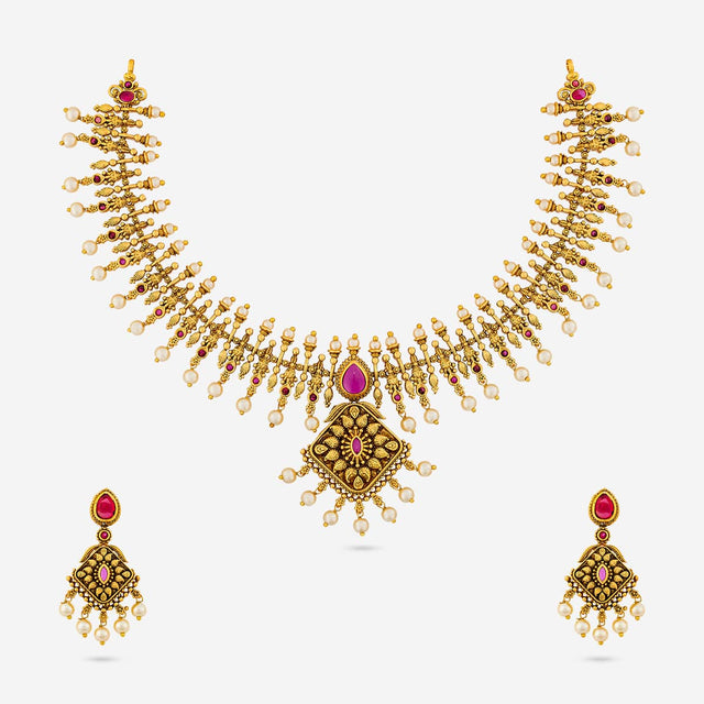 Antique Necklace Antique Necklace 197297