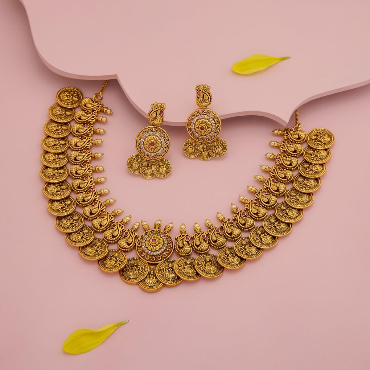 Antique Necklace Antique Necklace 198774