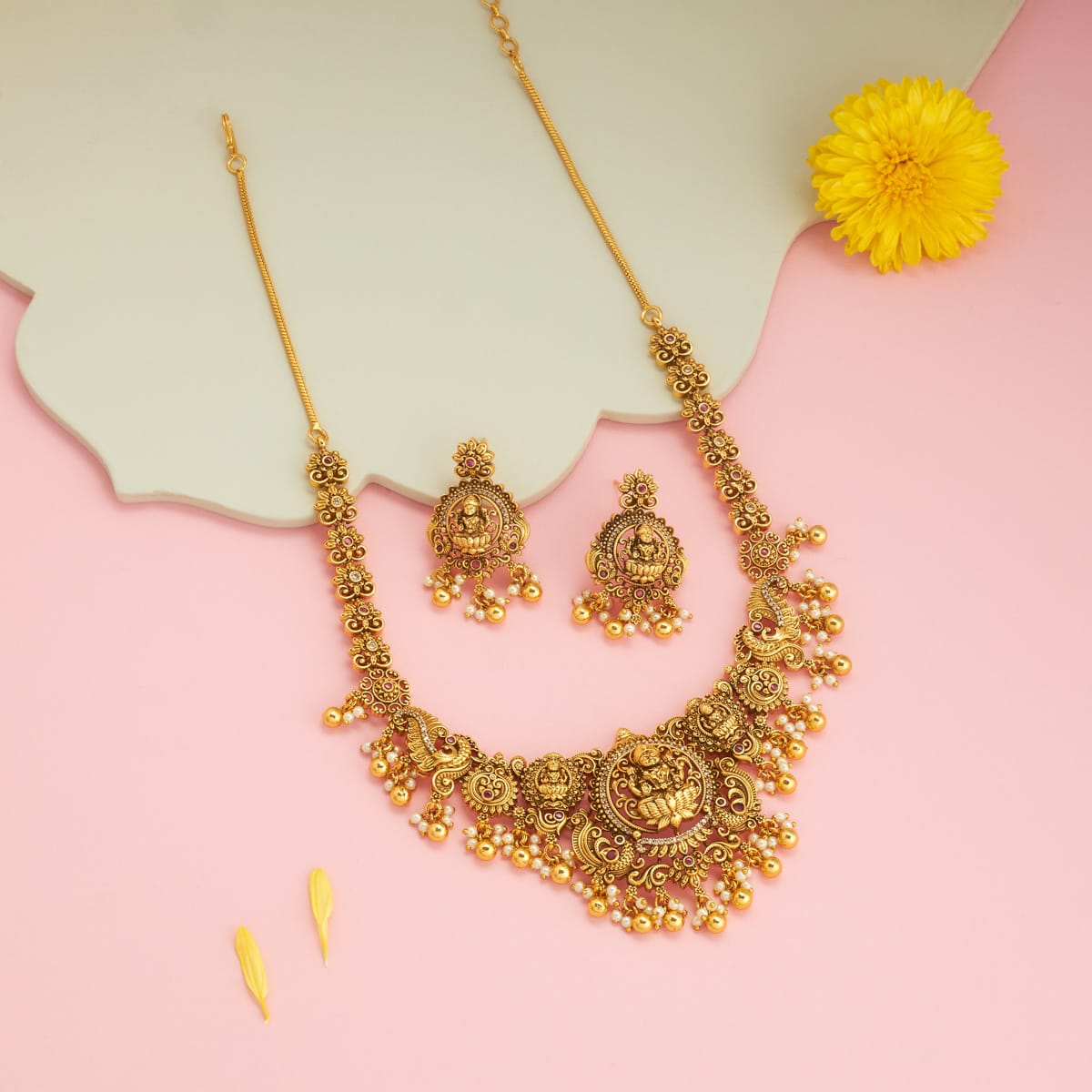 Antique Necklace Antique Necklace 201364