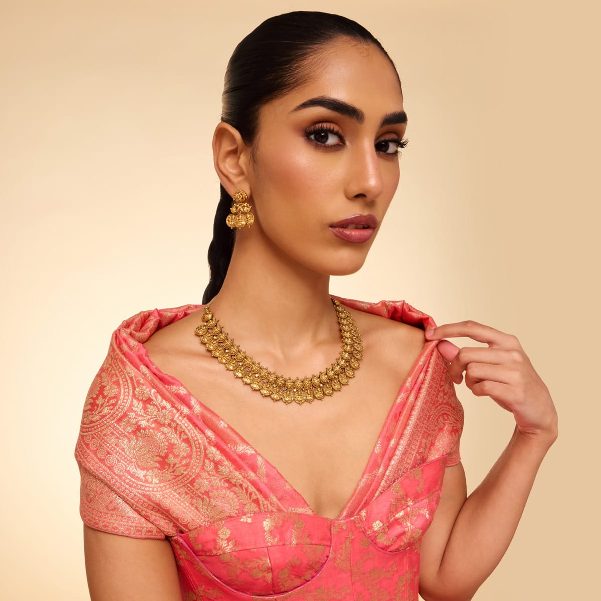 Antique Necklace Antique Necklace 201904