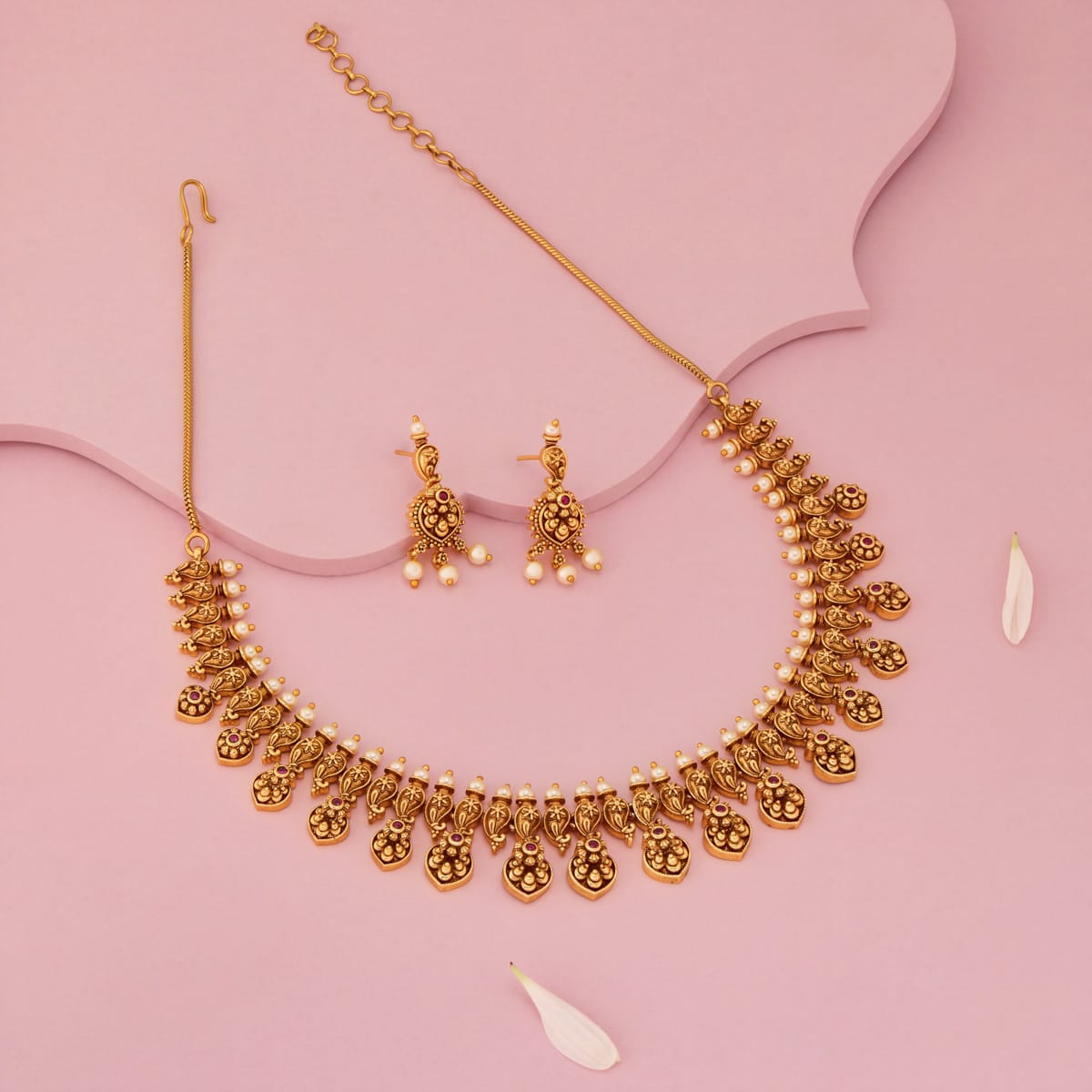 Antique Necklace Antique Necklace 203474