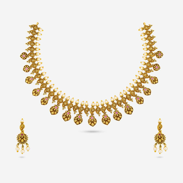 Antique Necklace Antique Necklace 203474