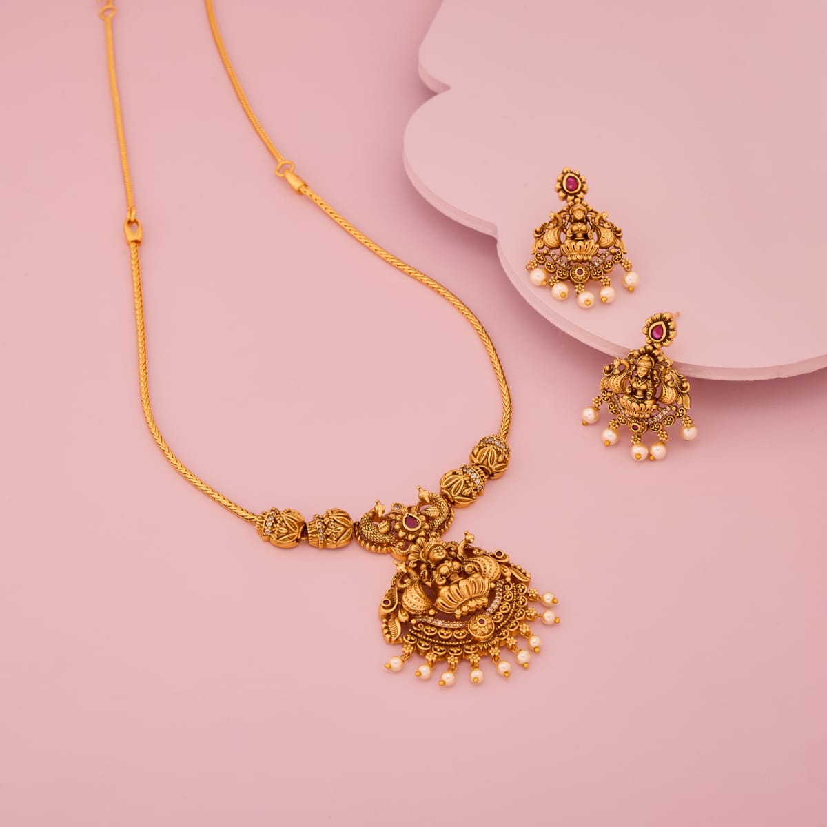 Antique Necklace Antique Necklace 203480