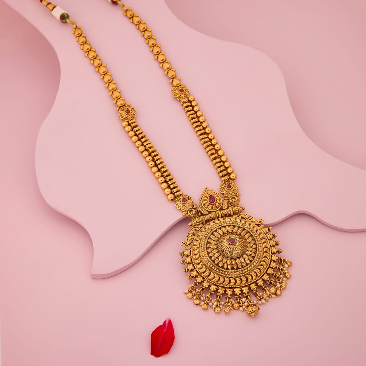 Antique Necklace Antique Necklace 204083