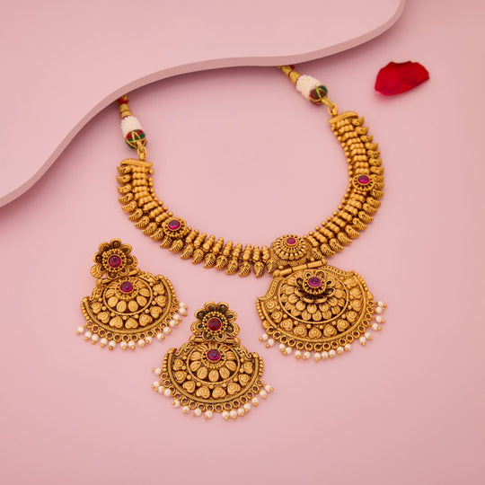 Antique Necklace Antique Necklace 204088
