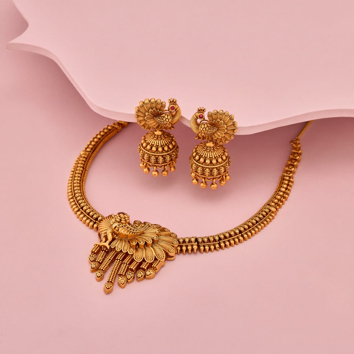 Antique Necklace Antique Necklace 204759