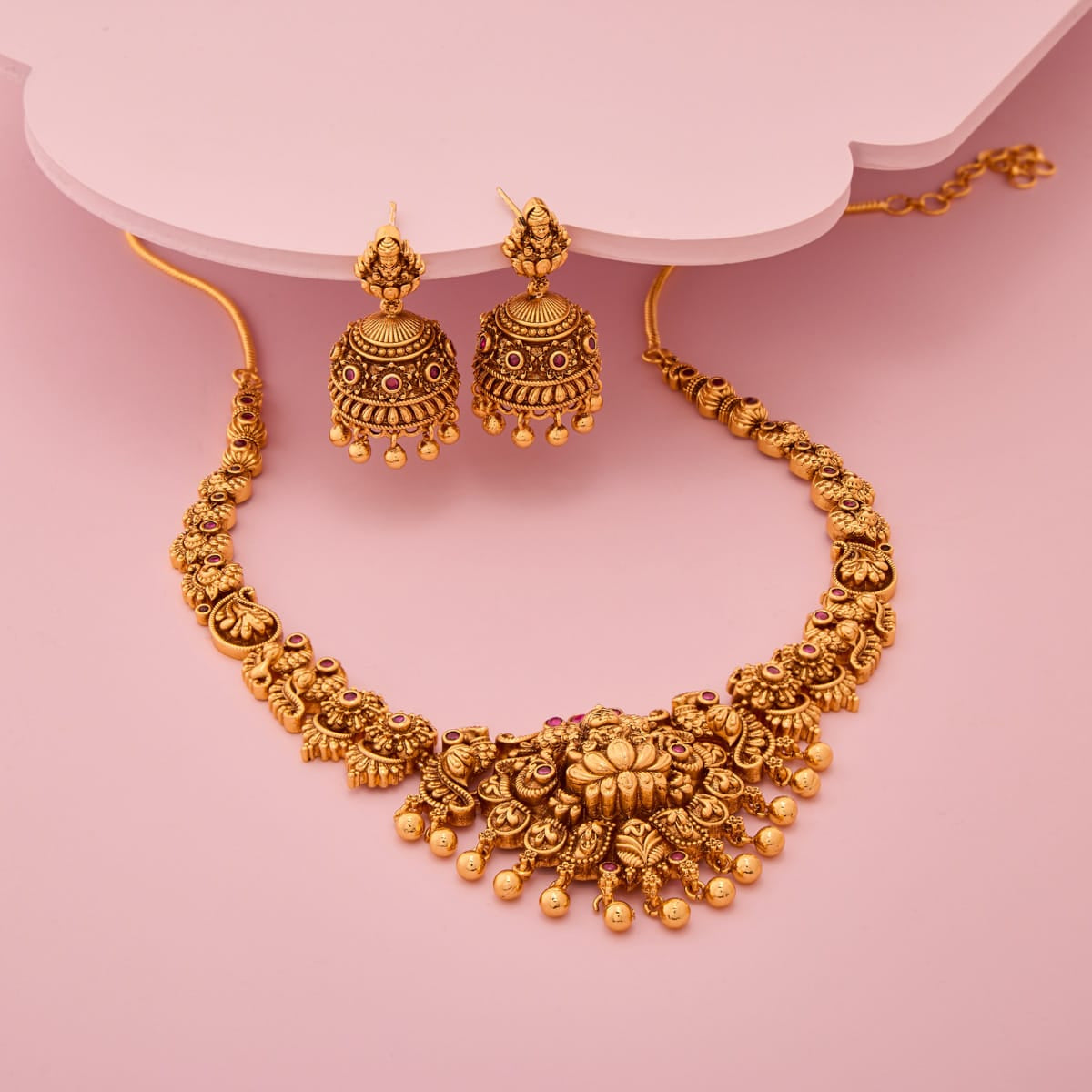 Antique Necklace Antique Necklace 204760
