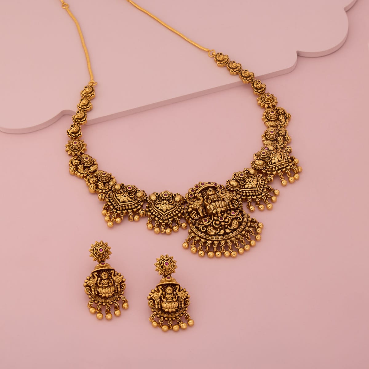 Antique Necklace Antique Necklace 204764