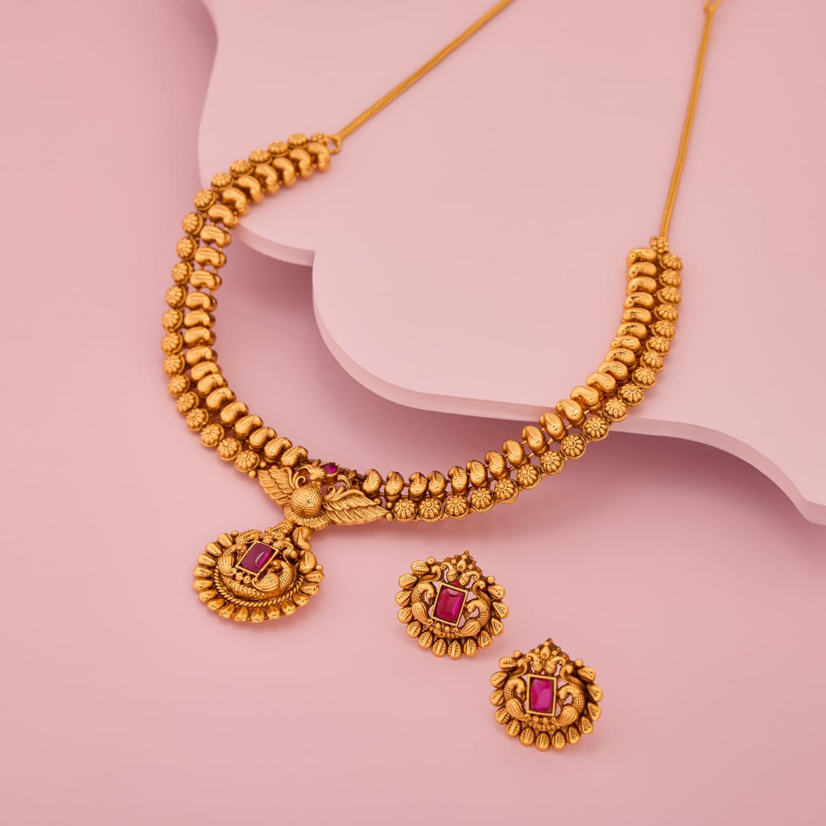 Antique Necklace Antique Necklace 204769