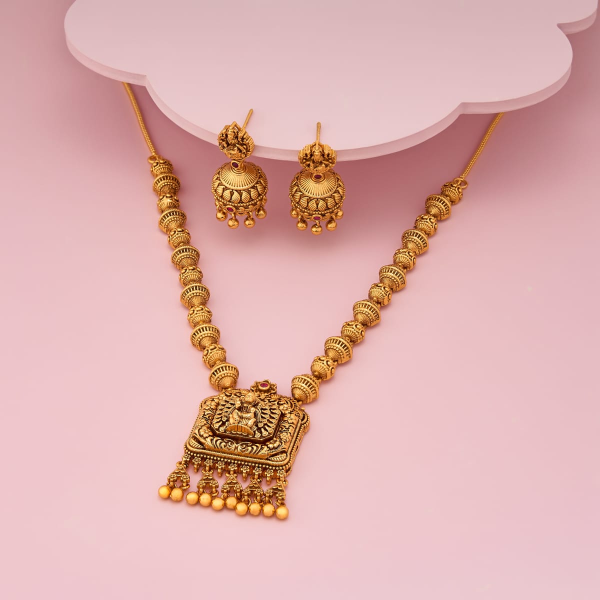 Antique Necklace Antique Necklace 204772