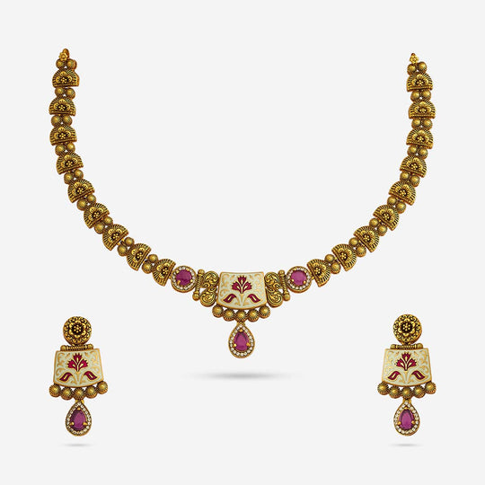 Antique Necklace Antique Necklace 185357