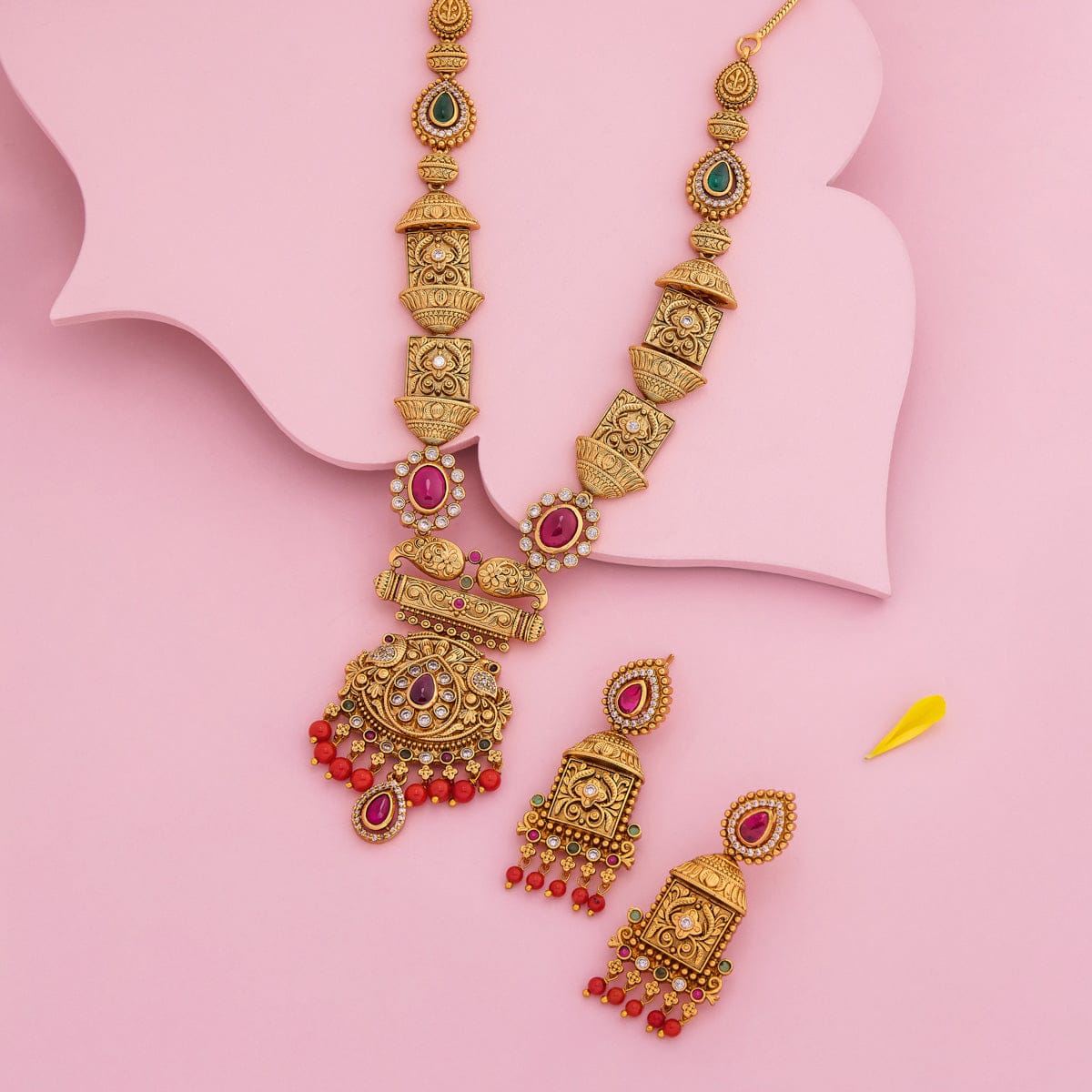 Antique Necklace Antique Necklace 181317