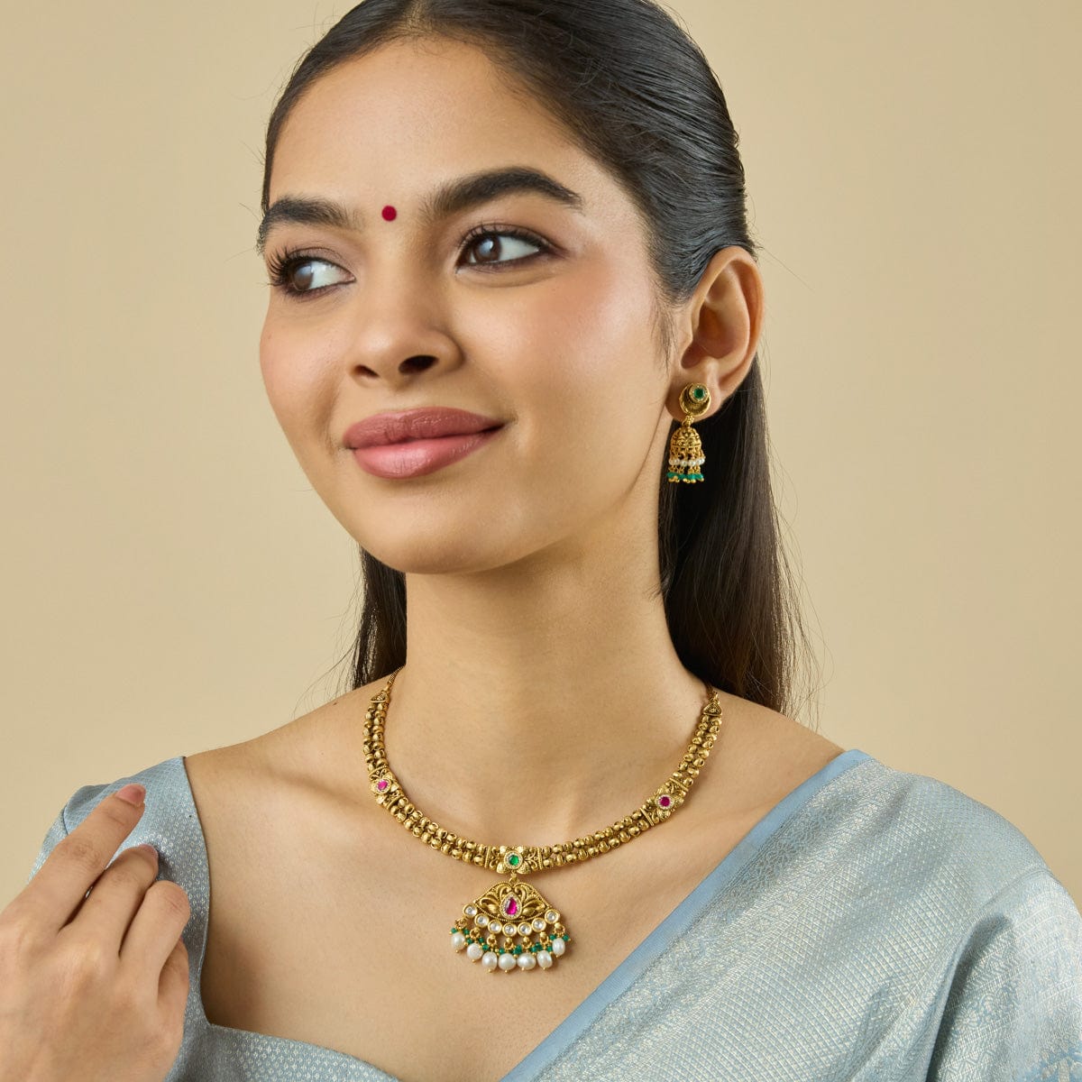 Antique Necklace Antique Necklace 181038