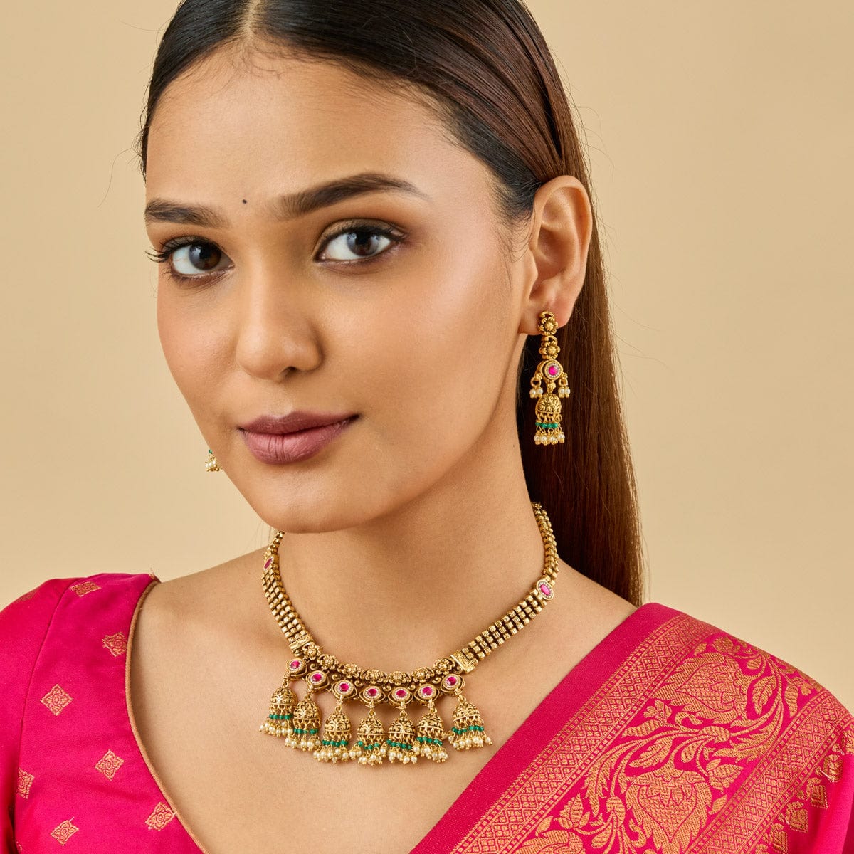 Antique Necklace Antique Necklace 181098