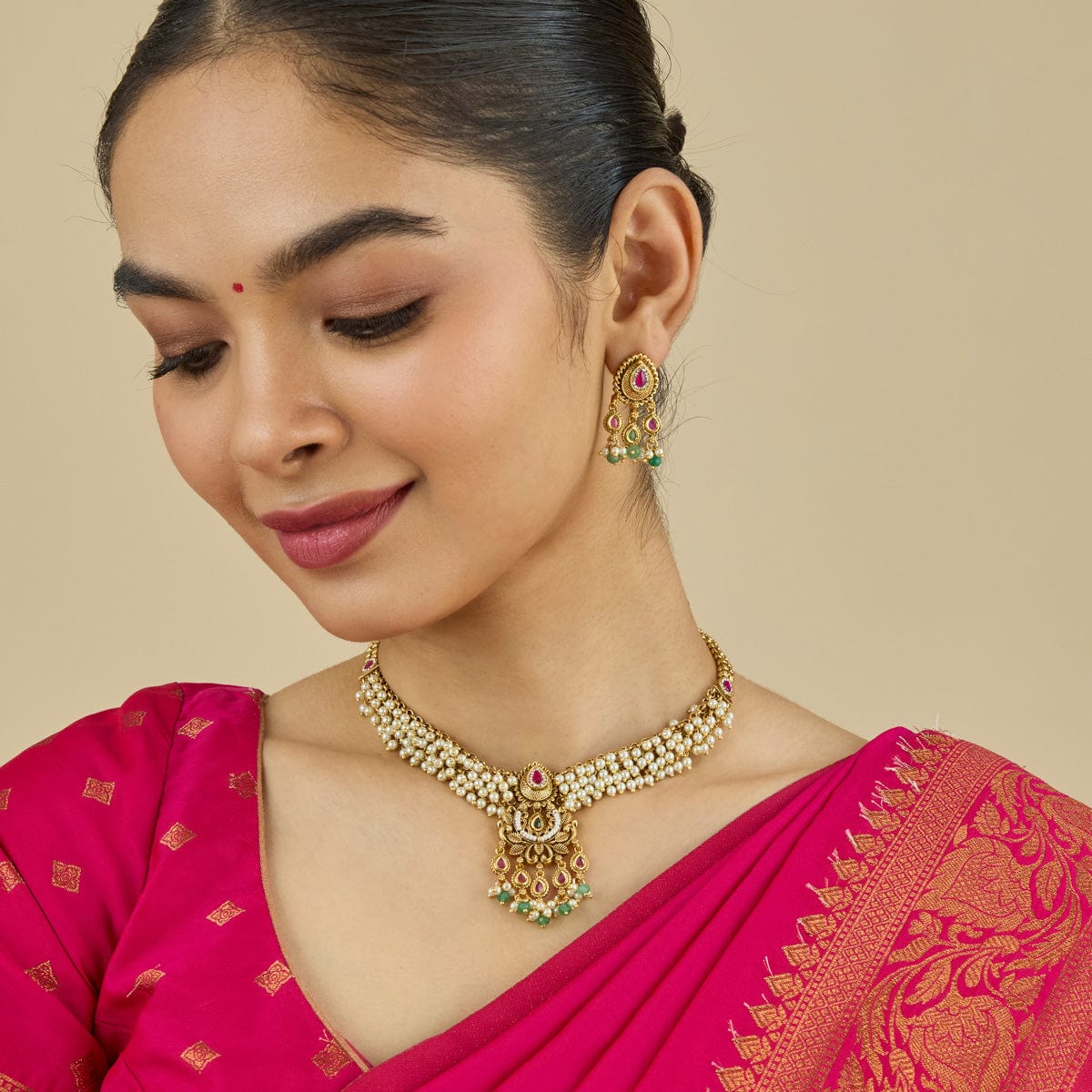 Antique Necklace Antique Necklace 181109