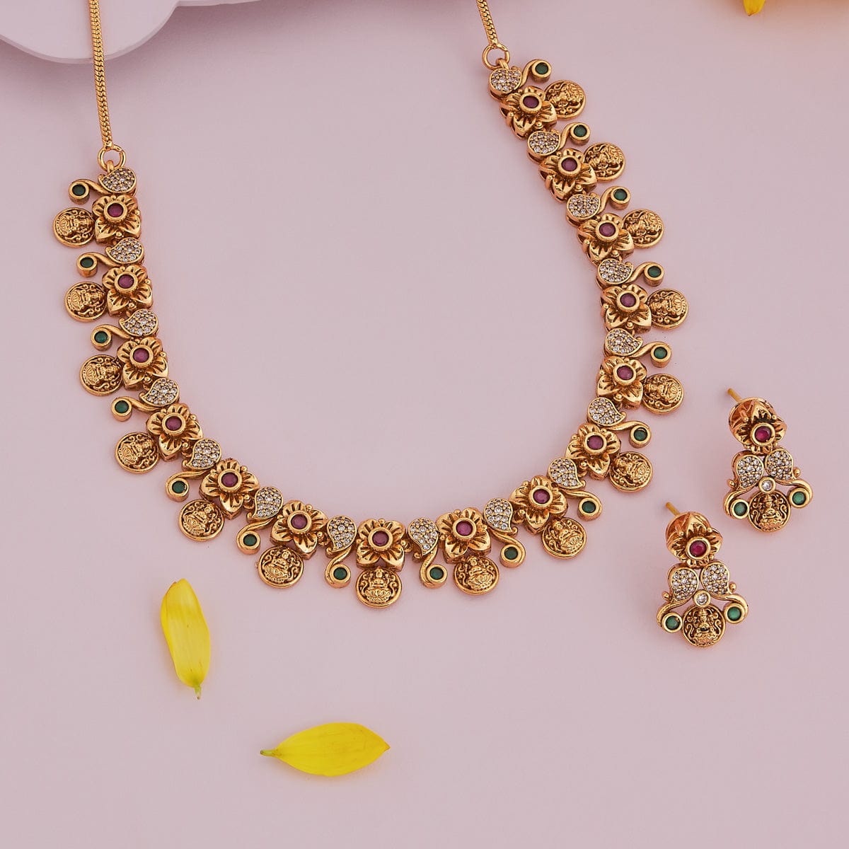 Antique Necklace Antique Necklace 186399