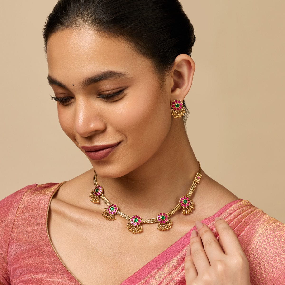 Antique Necklace Antique Necklace 189023