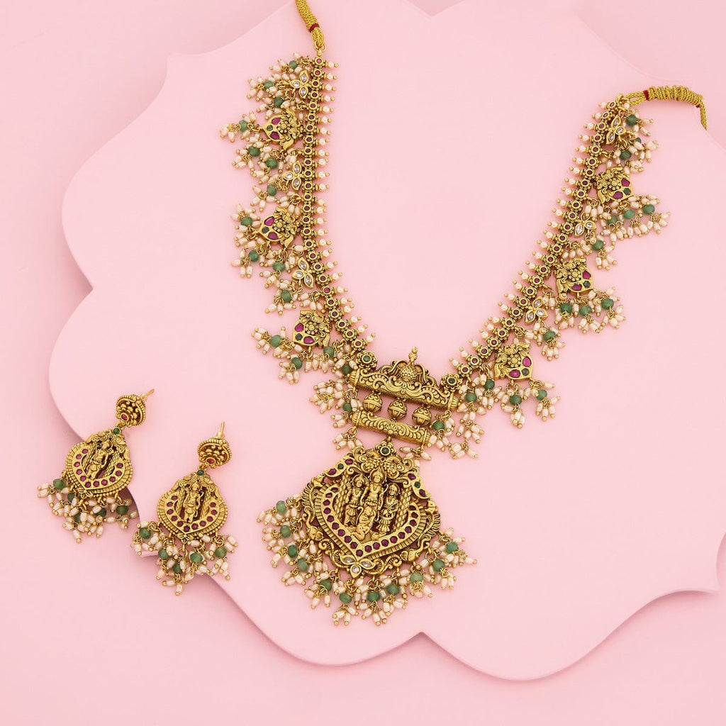 Antique Necklace Antique Necklace 190537