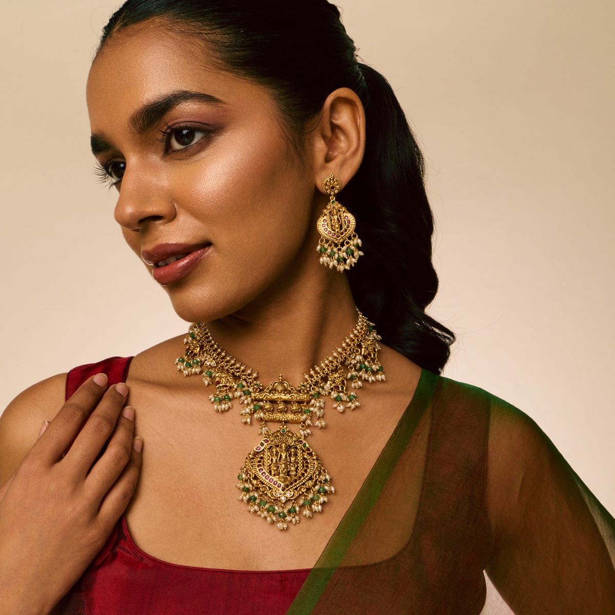 Antique Necklace Antique Necklace 190537