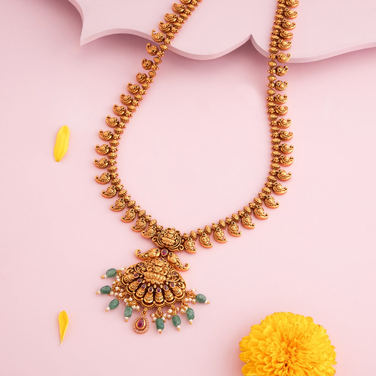 Antique Necklace Antique Necklace 190716