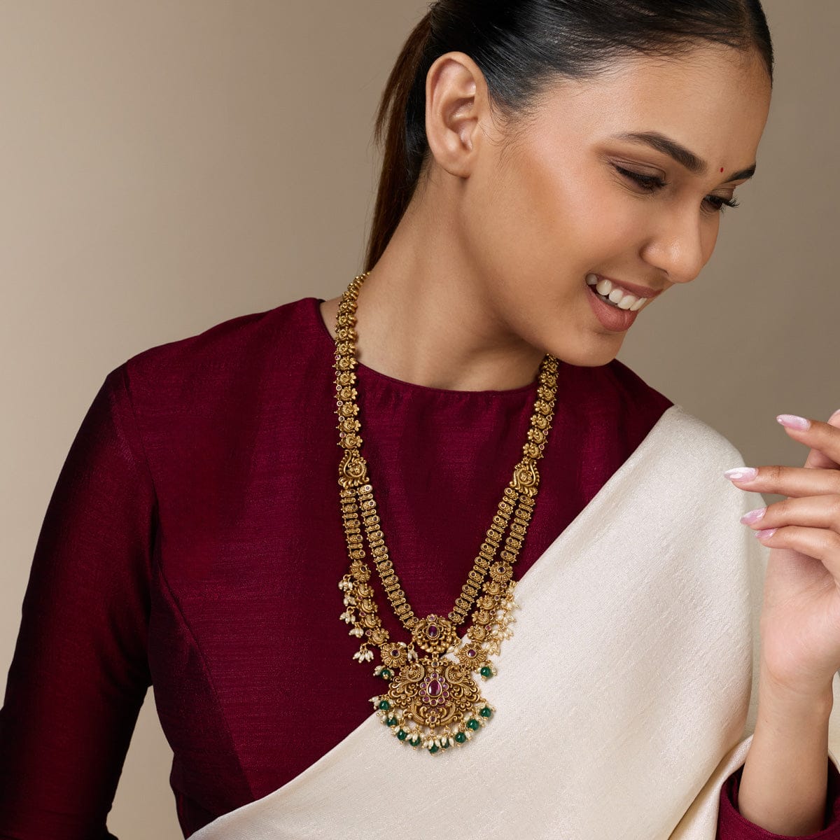 Antique Necklace Antique Necklace 190722