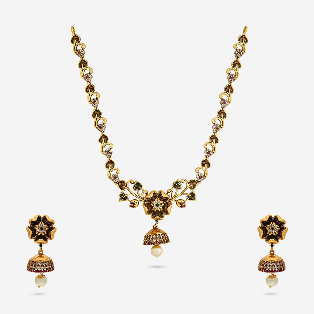 Antique Necklace Antique Necklace 190923