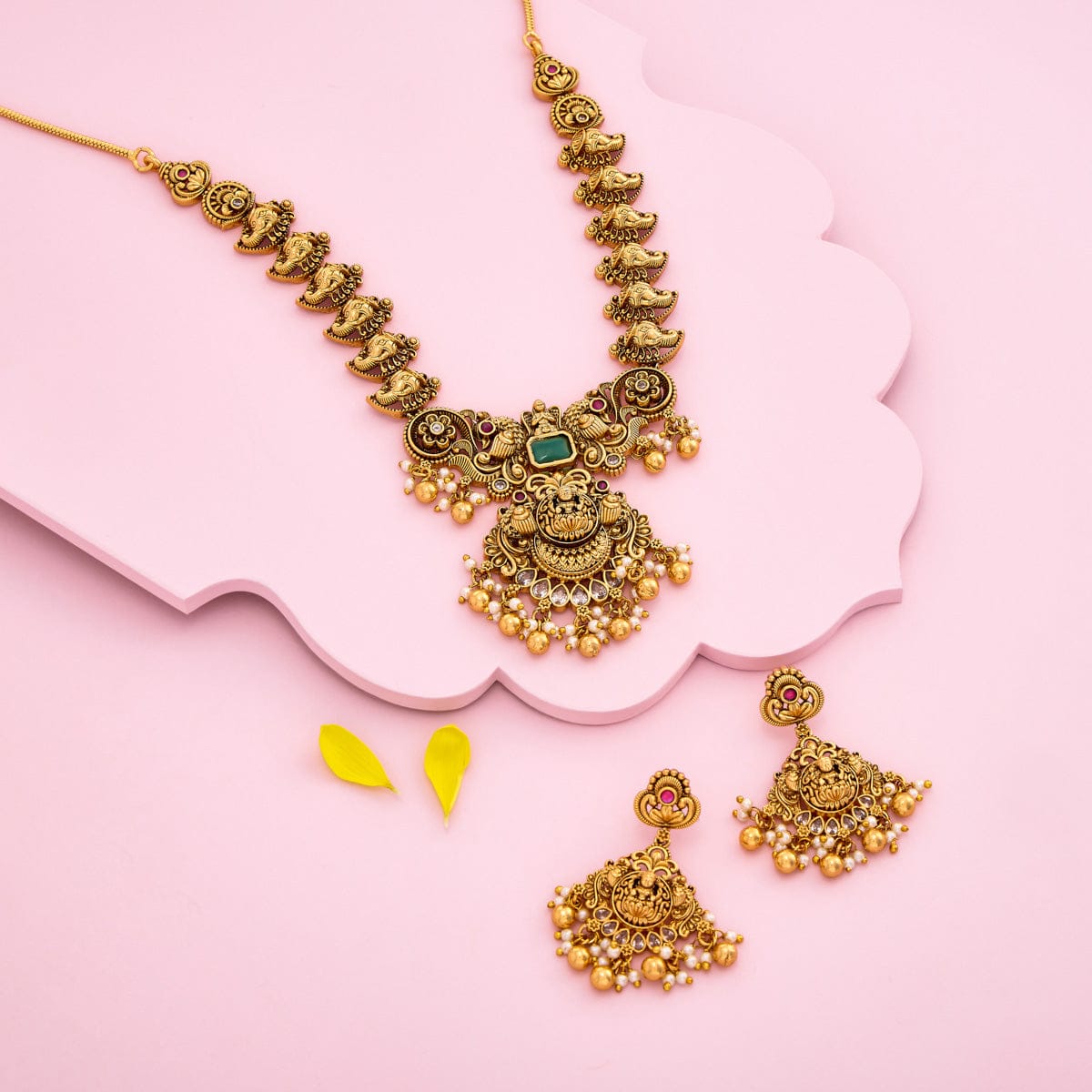 Antique Necklace Antique Necklace 190967