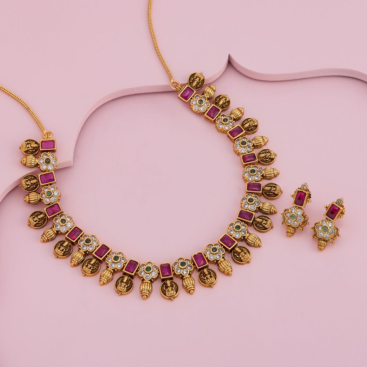 Antique Necklace Antique Necklace 191125