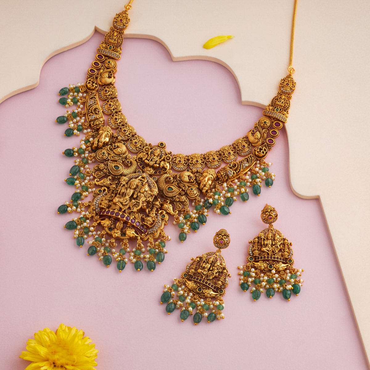 Antique Necklace Antique Necklace 191637