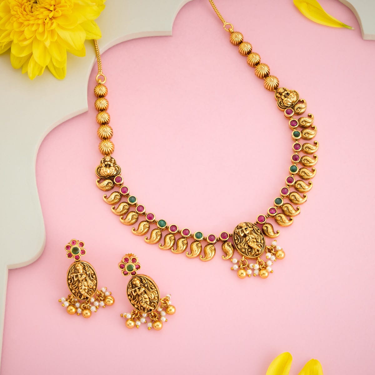 Antique Necklace Antique Necklace 192298