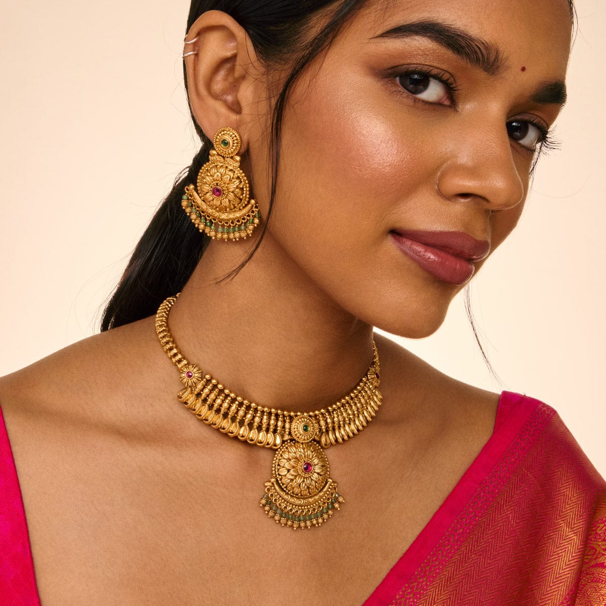 Antique Necklace Antique Necklace 193805