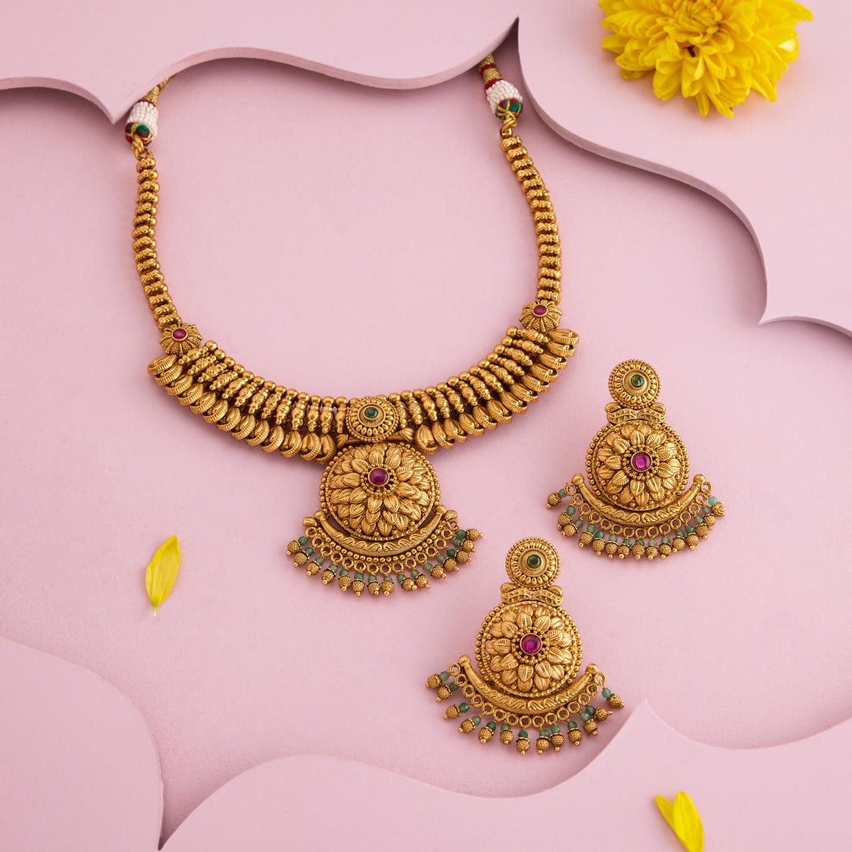 Antique Necklace Antique Necklace 193805