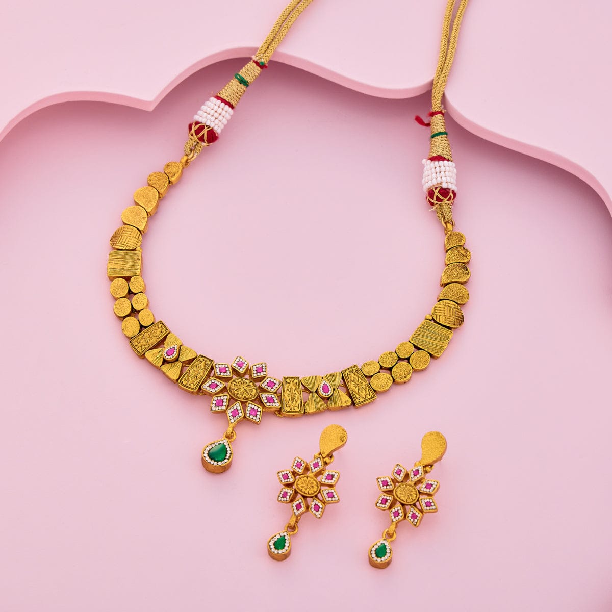 Antique Necklace Antique Necklace 193820