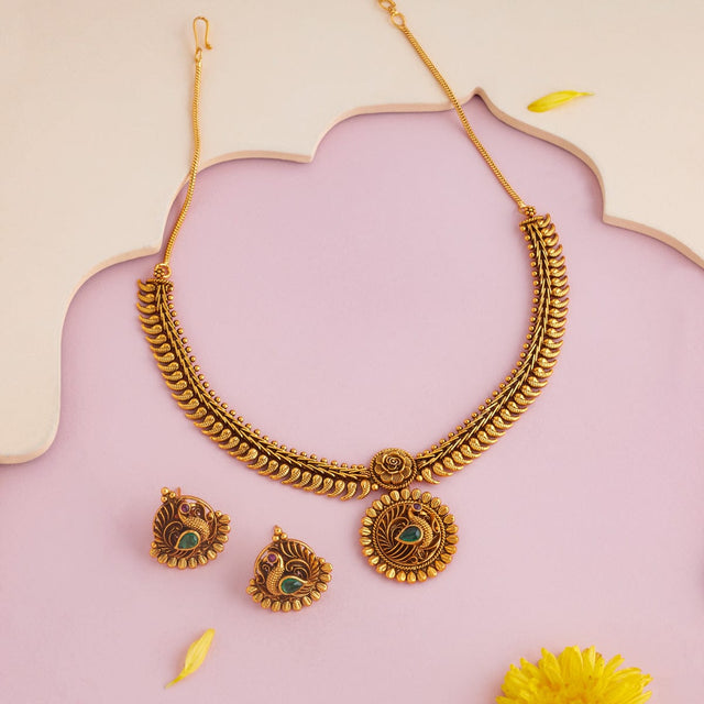 Antique Necklace Antique Necklace 193919