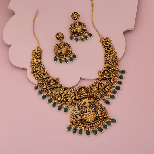 Antique Necklace Antique Necklace 193920