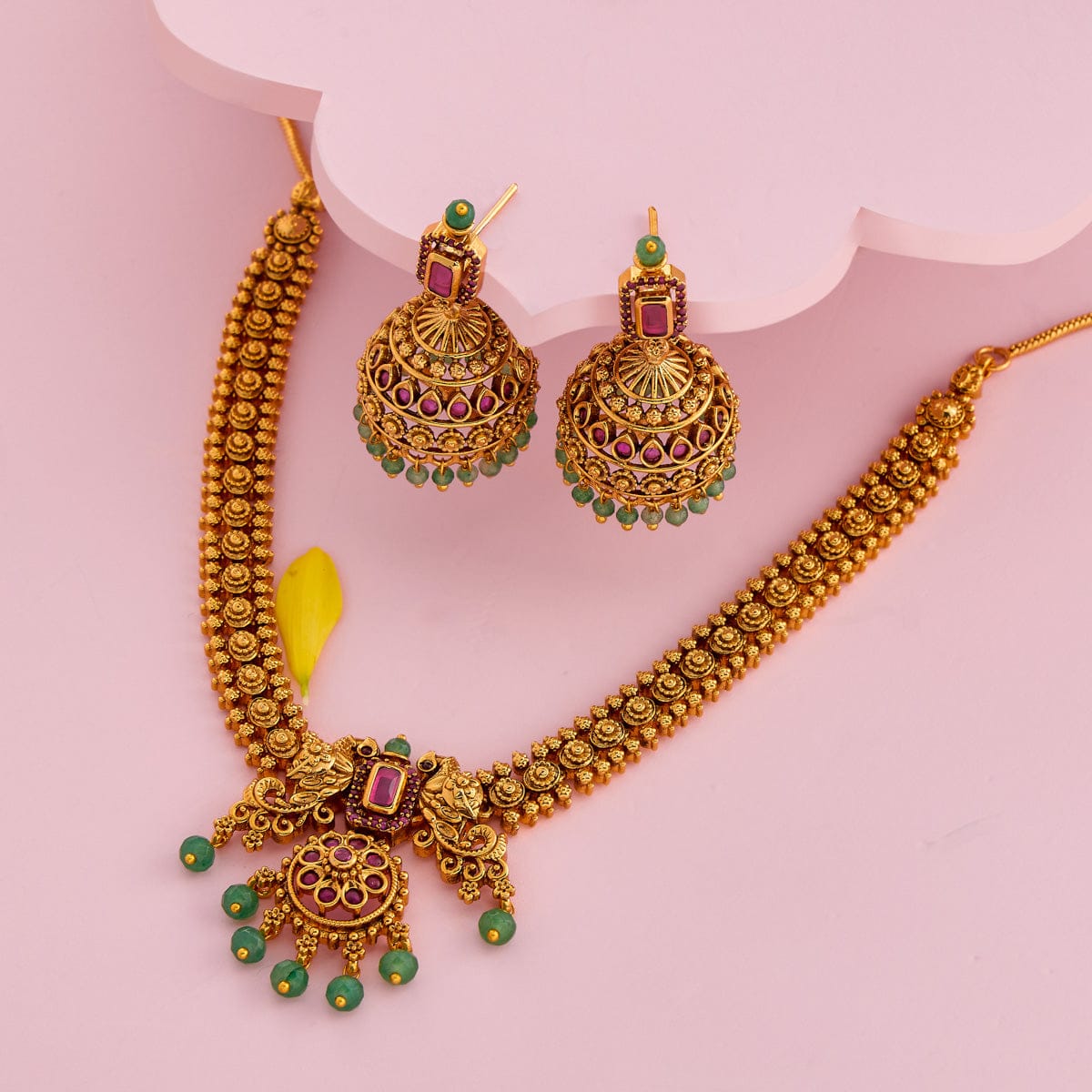 Antique Necklace Antique Necklace 194034