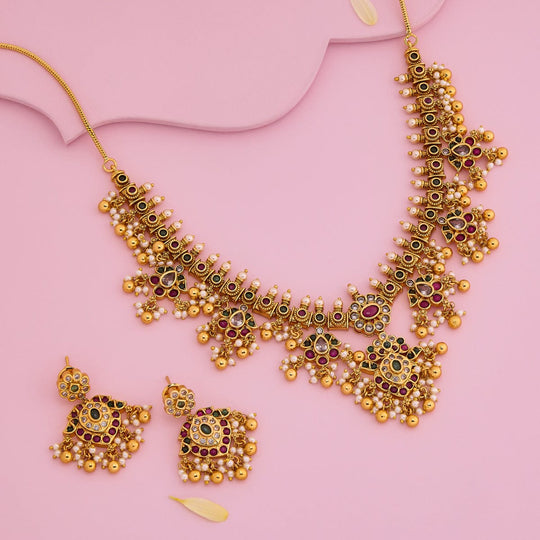 Antique Necklace Antique Necklace 195054