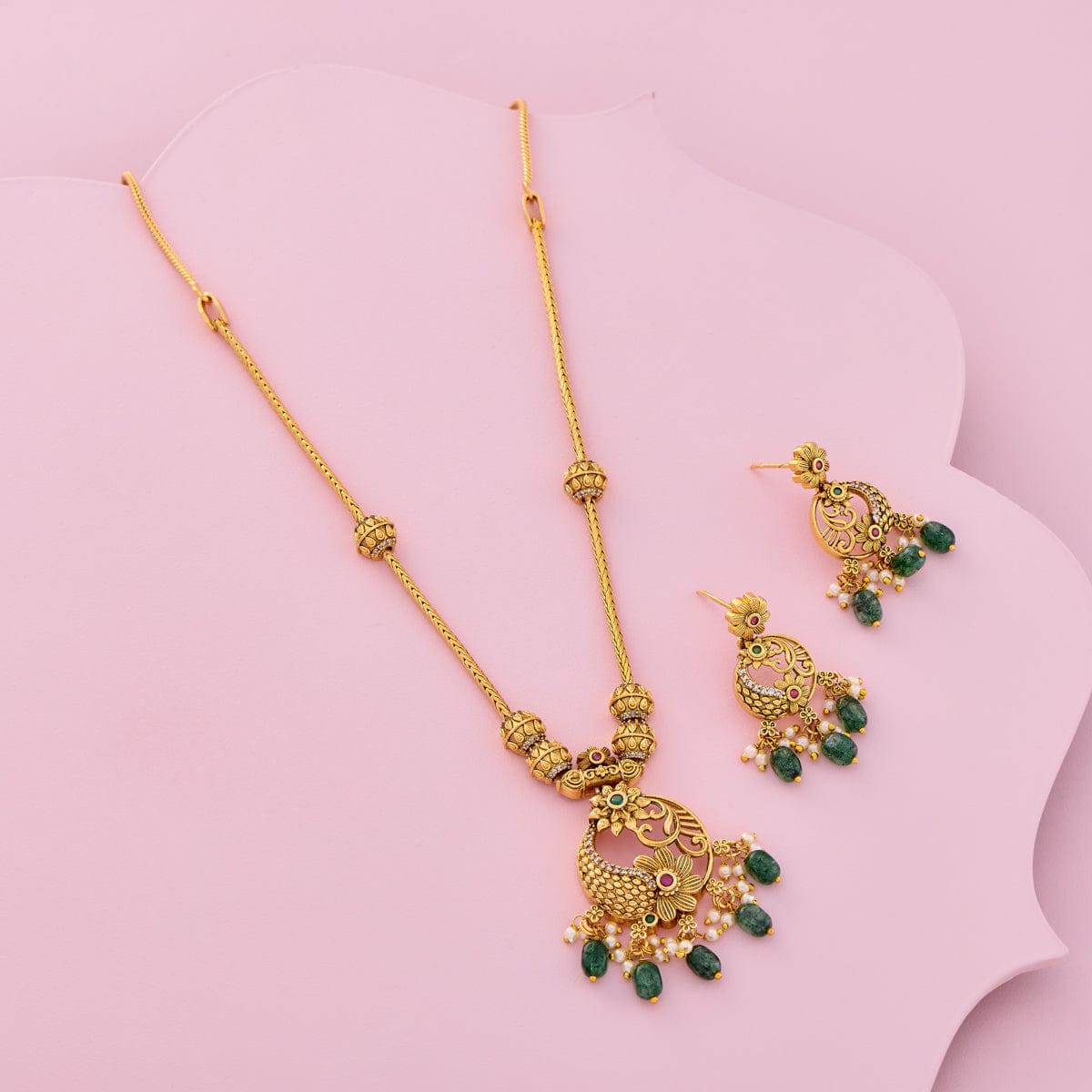 Antique Necklace Antique Necklace 195080