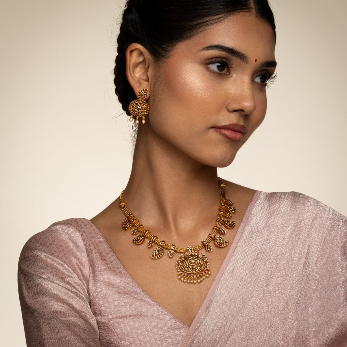 Antique Necklace Antique Necklace 195291