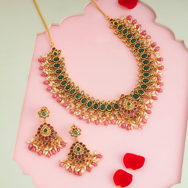 Antique Necklace Antique Necklace 195297