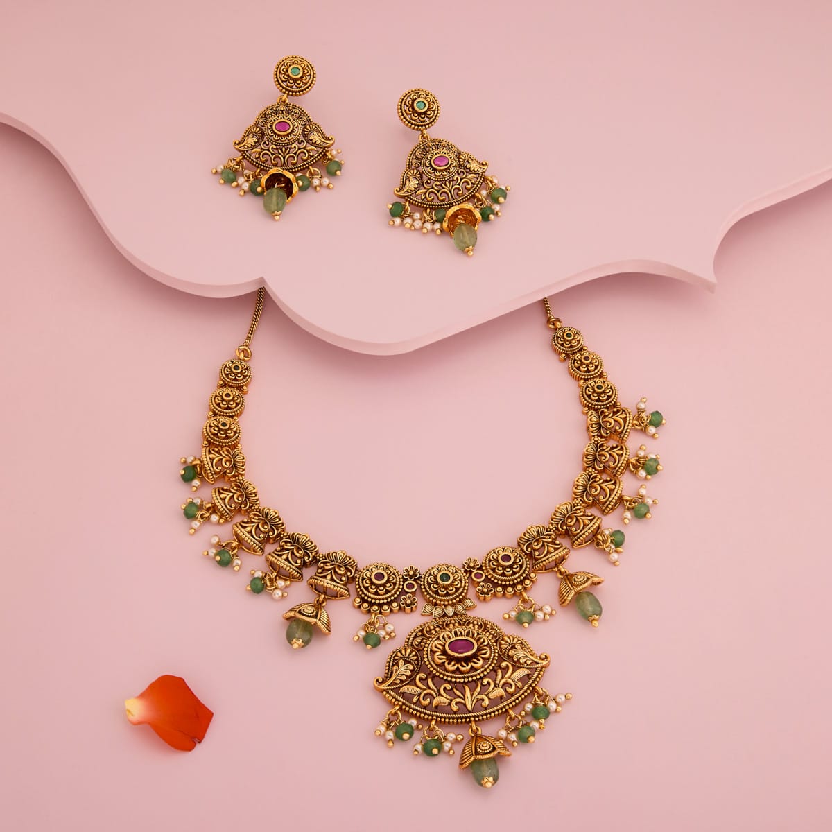 Antique Necklace Antique Necklace 197515