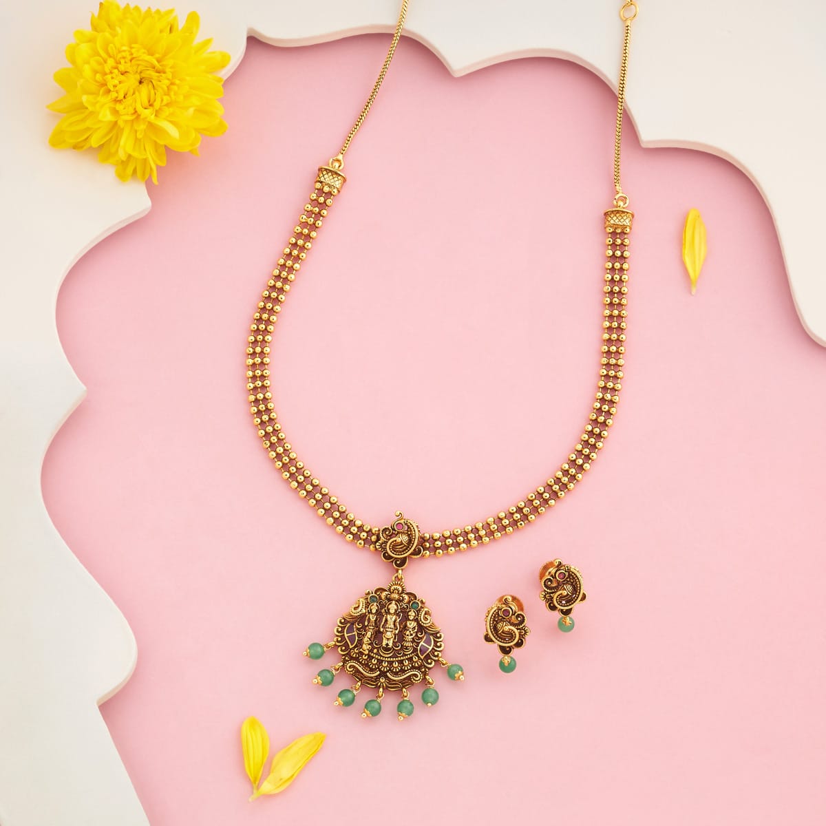 Antique Necklace Antique Necklace 197565